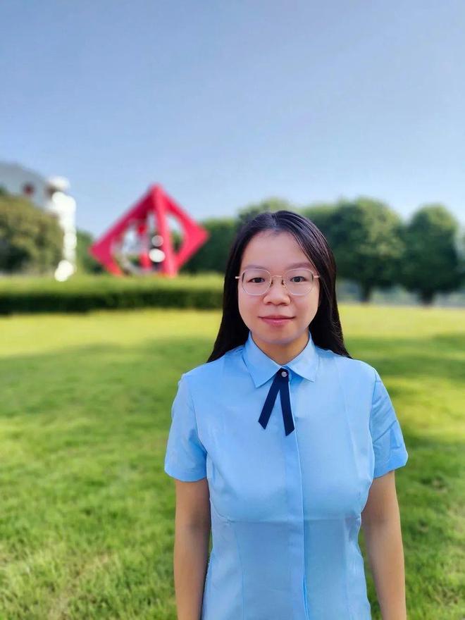 热烈祝贺佛山市季华中学10名老师入选佛山市高中学科教研中心组(图5)