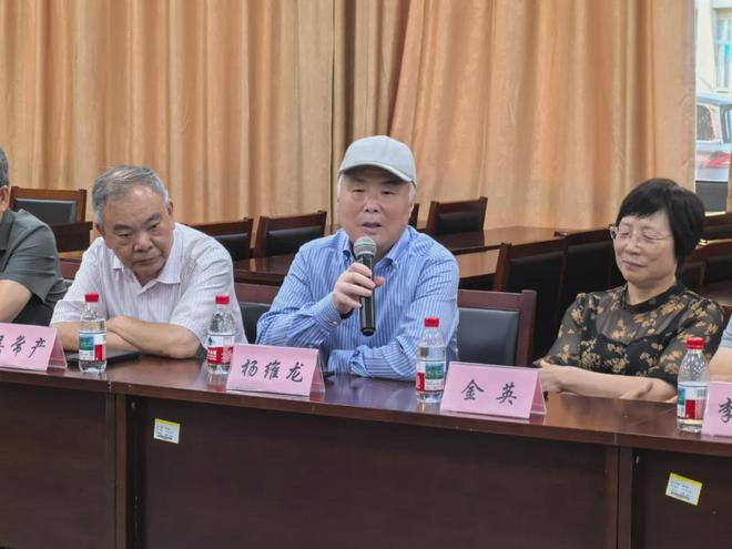 第二届上海国际蟹产业博览会筹备会在宁波大学召开(图7)