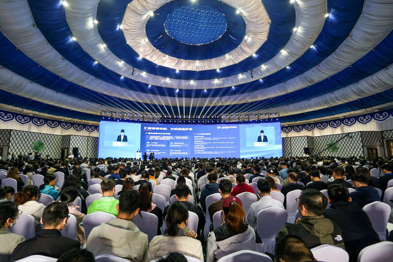 2025年度中国青年科技创新“揭榜挂帅”擂台赛“生物医药领域”终审擂台赛举办(图2)