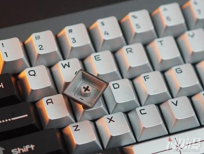 键帽又何尝不是一种键盘的“声音包”：MCAPS金属键帽(图2)