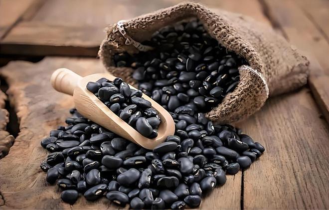黑豆再次被关注！研究发现：脑梗患者吃黑豆不过多久或有5变化(图9)